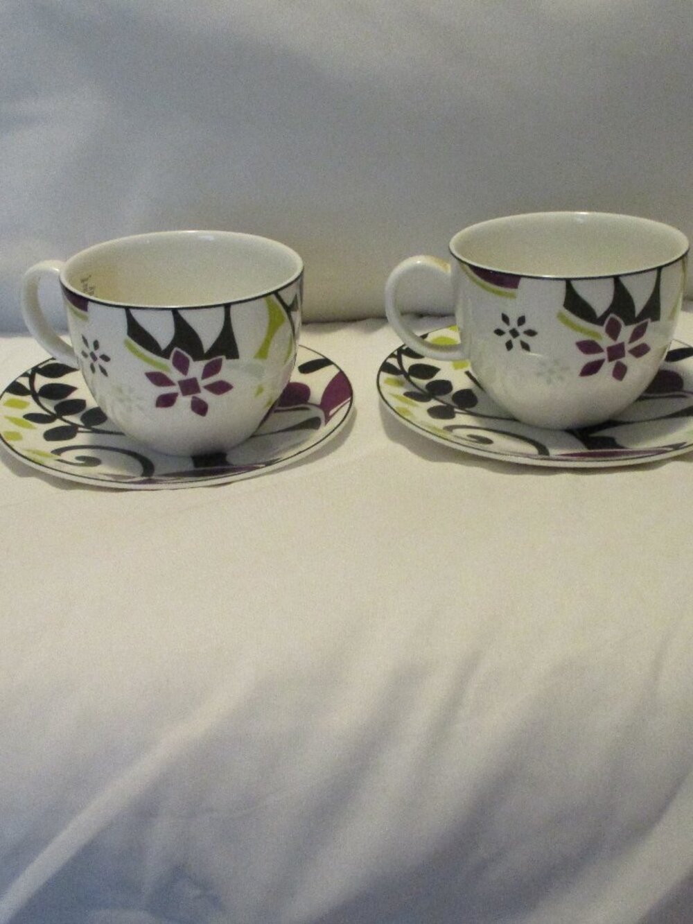 Lenox Elation Purple Black 2 cups & Saucers